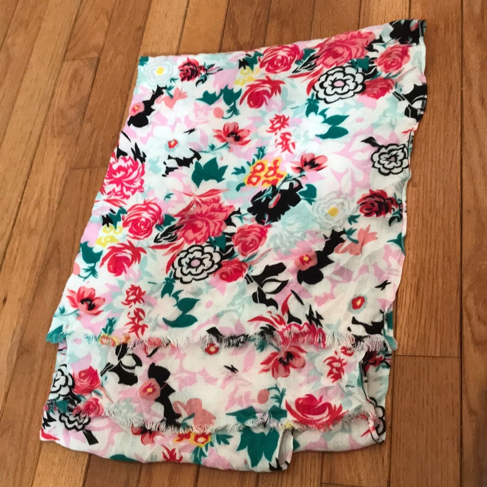ban.do Floral Scarf